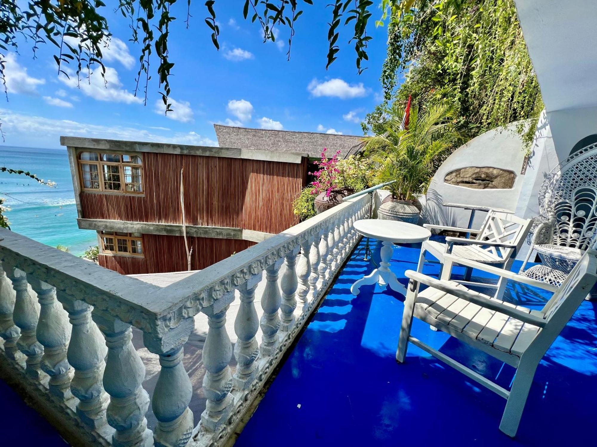 Villa Morabito Art Cliff