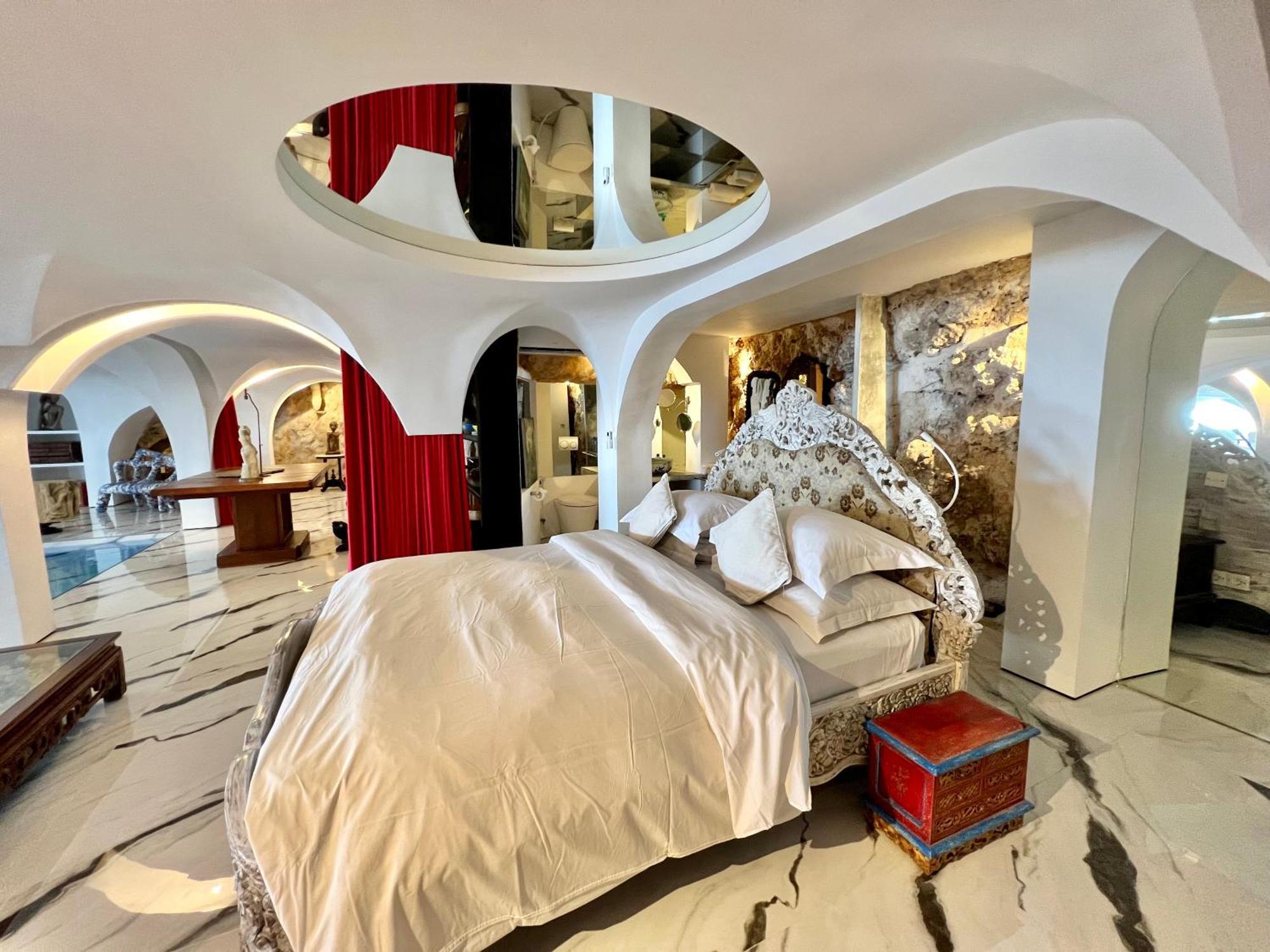 Morabito Art Cliff Villa *